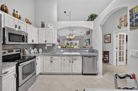 2100 Stonington Terrace, West Palm Beach FL - photo 11 of 50