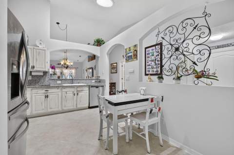 2100 Stonington Terrace, West Palm Beach FL - photo 12 of 50