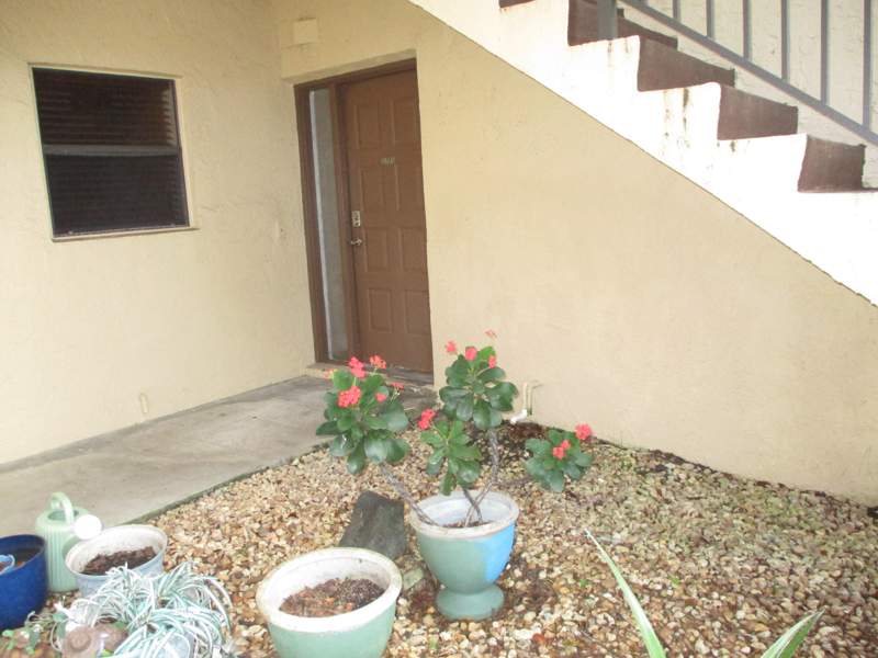 2 bedroom Condominium at 3721 Cocoplum Circle, Karanda Village Iii-A Condo, Coconut Creek — photo 3