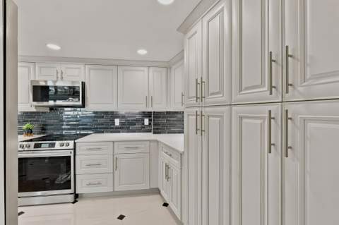 3900 N Ocean Drive #4B, Lauderdale-By-The-Sea FL - photo 22 of 67