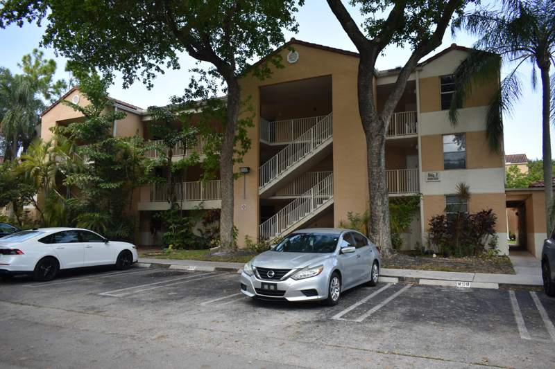 2 bedroom Condominium at 8298 NW 24th Street, Coral Springs Estate Townhomes, Coral Springs — photo 3
