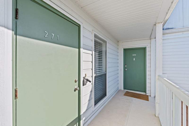 1 bedroom Condominium at 271 Cypress Point Drive, Cypress Point Condo, Palm Beach Gardens — photo 3