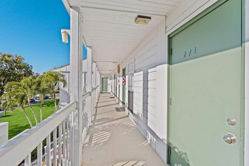 1 bedroom Condominium at 271 Cypress Point Drive, Cypress Point Condo, Palm Beach Gardens — photo 5