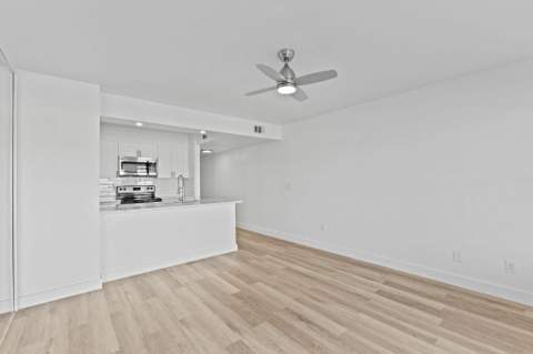 271 Cypress Point Drive, Palm Beach Gardens FL - photo 17 of 47