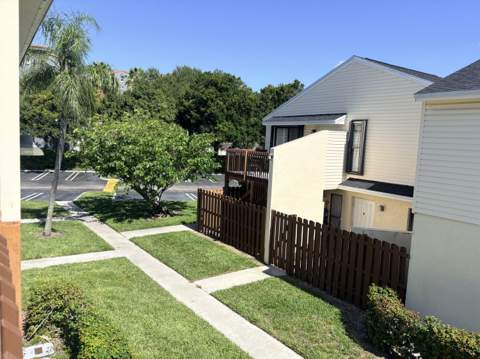 635 Executive Center Drive #M-207, West Palm Beach FL - photo 22 of 26