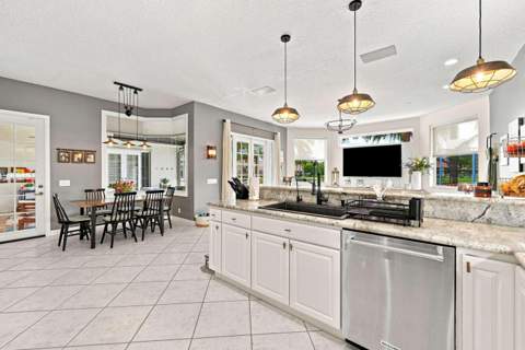 5151 NW 109th Terrace, Coral Springs FL - photo 15 of 57