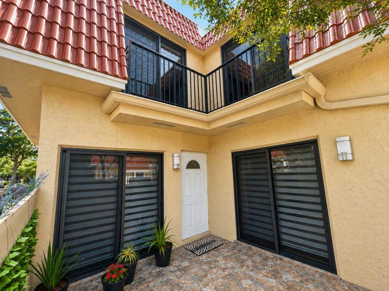 3 bedroom Townhouse at 4226 NW 114th Terrace #26, Woodlake Village Townhomes Condo, Coral Springs — photo 2