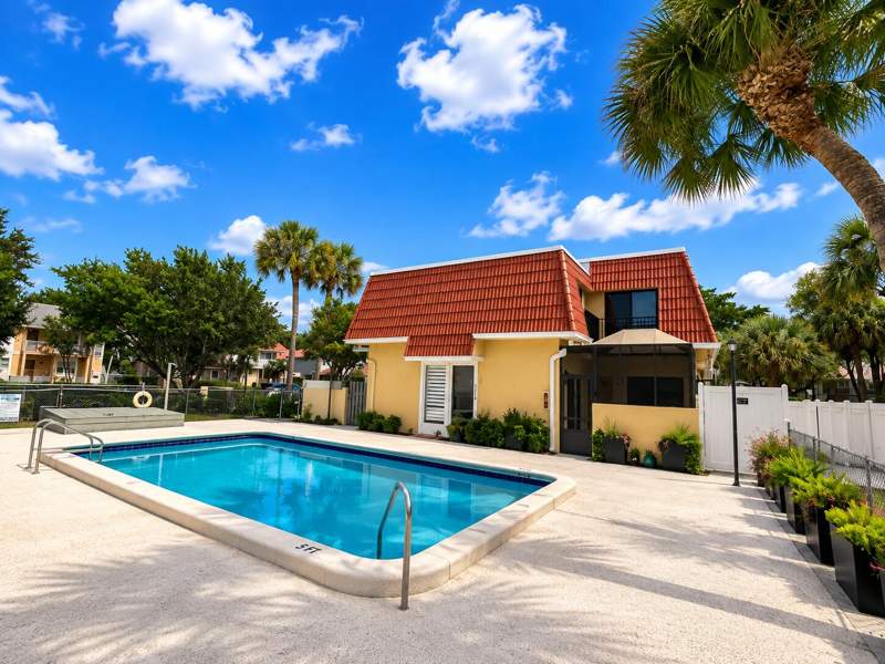 3 bedroom Townhouse at 4226 NW 114th Terrace #26, Woodlake Village Townhomes Condo, Coral Springs — photo 4