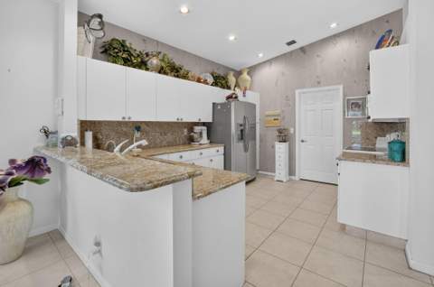 12631 Coral Lakes Drive, Boynton Beach FL - photo 20 of 97