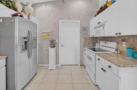 12631 Coral Lakes Drive, Boynton Beach FL - photo 22 of 97