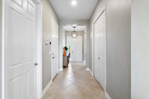 7883 Clay Mica Court, Delray Beach FL - photo 8 of 47