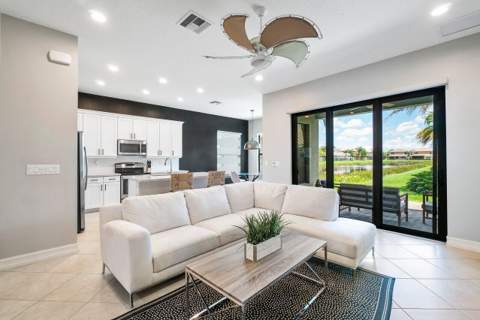 7883 Clay Mica Court, Delray Beach FL - photo 10 of 47