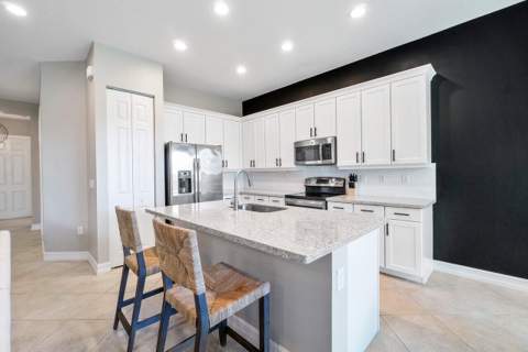 7883 Clay Mica Court, Delray Beach FL - photo 13 of 47