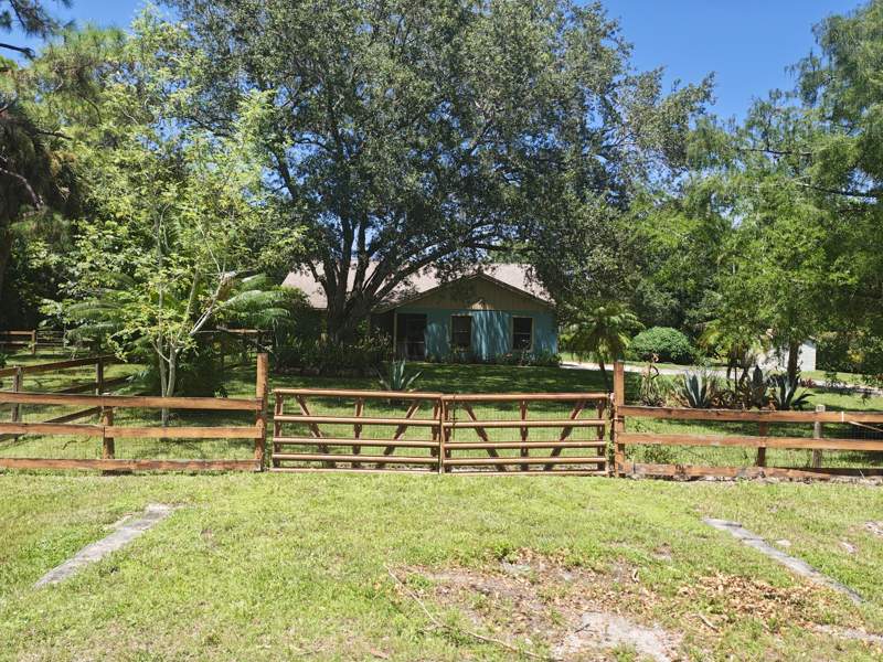 3 bedroom Single Family Residence at 13881 42nd Road, ACREAGE, West Palm Beach — photo 4