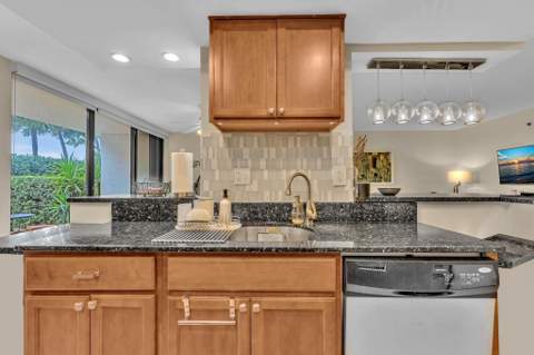 23200 Camino Del Mar #Apt 106, Boca Raton FL - photo 17 of 51