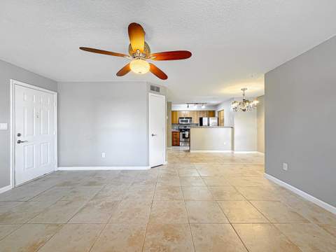 1020 CRYSTAL Way #M, Delray Beach FL - photo 8 of 22