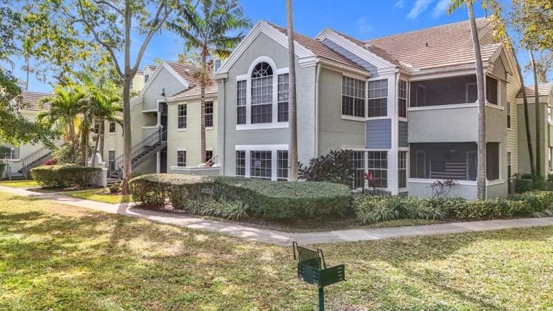 1 bedroom Condominium at 1020 CRYSTAL Way #M, BAHIA AT DELRAY CONDO, Delray Beach — photo 2