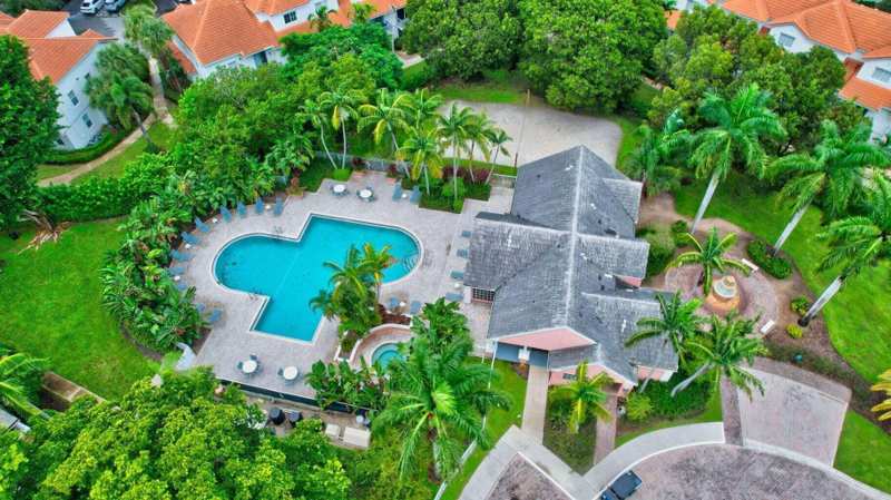 1 bedroom Condominium at 1020 Crystal Way #M, Bahia At Delray Condo, Delray Beach — photo 1