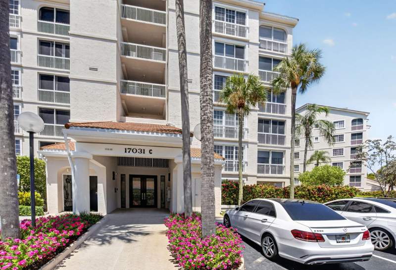 2 bedroom Condominium at 17031 Boca Club Boulevard #106A, Spyglass Walk Condo, Boca Raton — photo 2