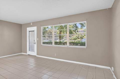 2002 Granada Drive #E1, Coconut Creek FL - photo 7 of 46