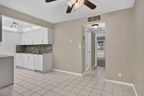 2002 Granada Drive #E1, Coconut Creek FL - photo 10 of 46