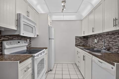 2002 Granada Drive #E1, Coconut Creek FL - photo 12 of 46