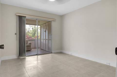 250 Richmond F #250, Deerfield Beach FL - photo 9 of 28