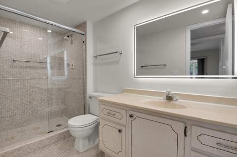 250 Richmond F #250, Deerfield Beach FL - photo 12 of 28