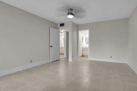 250 Richmond F #250, Deerfield Beach FL - photo 15 of 28