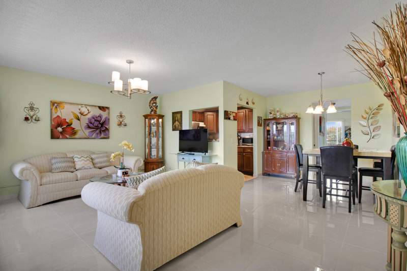 1 bedroom Condominium at 412 Brighton J, Brighton At Century Village Condo, Boca Raton — photo 3