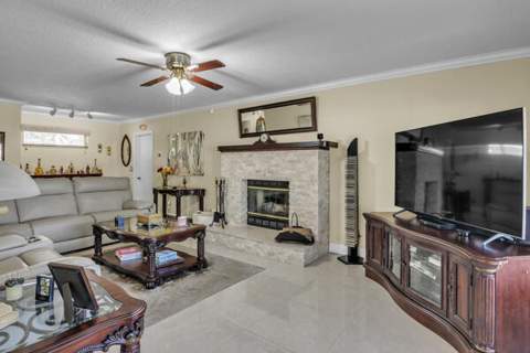 6431 Olde Moat Way, Davie FL - photo 18 of 54