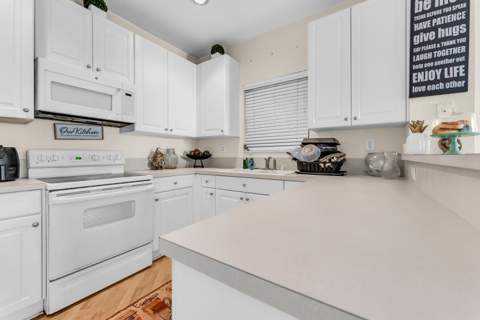 7538 NW 17th Drive, Pembroke Pines FL - photo 9 of 46