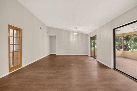 2252 SE McMaster Street, Port St. Lucie FL - photo 13 of 61