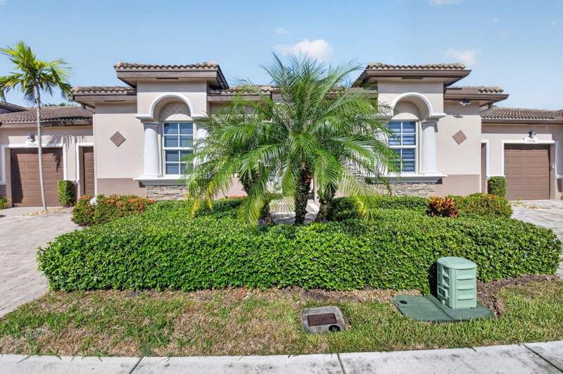 2 bedroom Villa at 15020 Via Porta, Villaggio Reserve, Delray Beach — photo 3