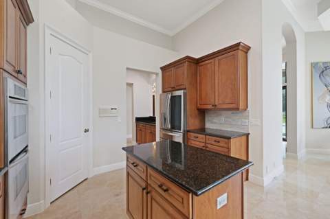 8977 Stone Pier Drive, Boynton Beach FL - photo 24 of 92
