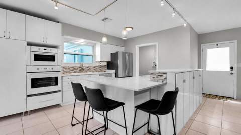 935 Nautilus Isle, Dania Beach FL - photo 7 of 31