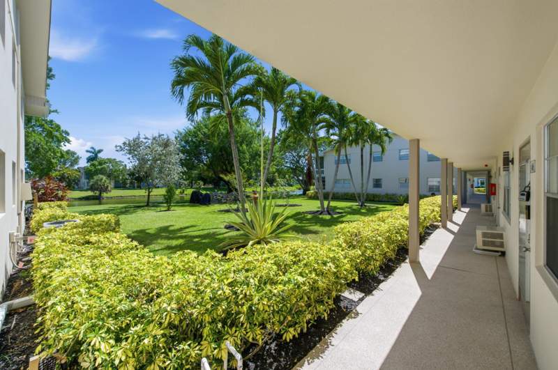 1 bedroom Condominium at 489 Tilford, Tilford W Condo, Deerfield Beach — photo 5