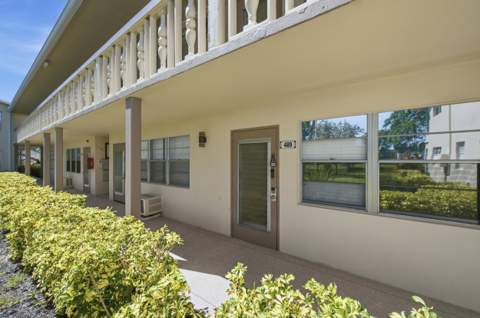 489 Tilford, Deerfield Beach FL - photo 6 of 51