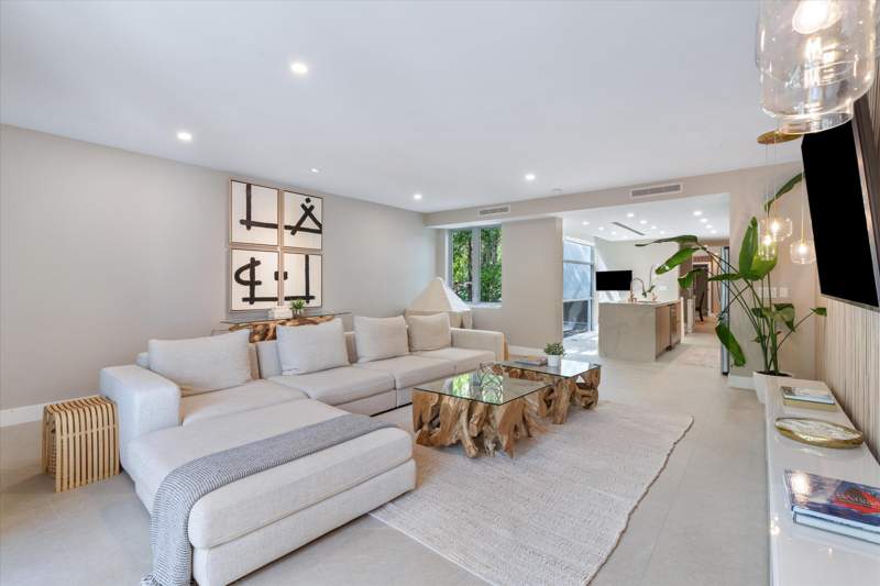 4 bedroom Townhouse at 1509 NE 4th Place, Las Olas Park Corr Plat, Fort Lauderdale — photo 1