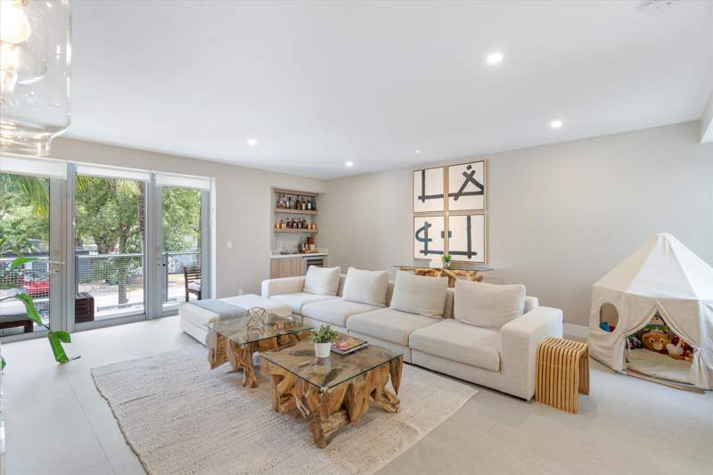 4 bedroom Townhouse at 1509 NE 4th Place, Las Olas Park Corr Plat, Fort Lauderdale — photo 3