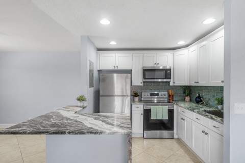 566 Saxony L, Delray Beach FL - photo 8 of 48