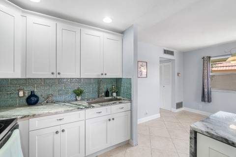 566 Saxony L, Delray Beach FL - photo 11 of 48