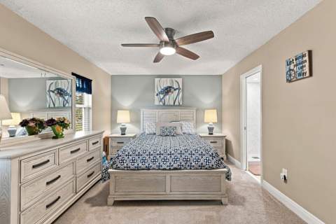 4629 Poinciana Street #304, Lauderdale-By-The-Sea FL - photo 12 of 43