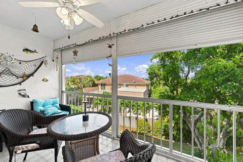 4629 Poinciana Street #304, Lauderdale-By-The-Sea FL - photo 24 of 43