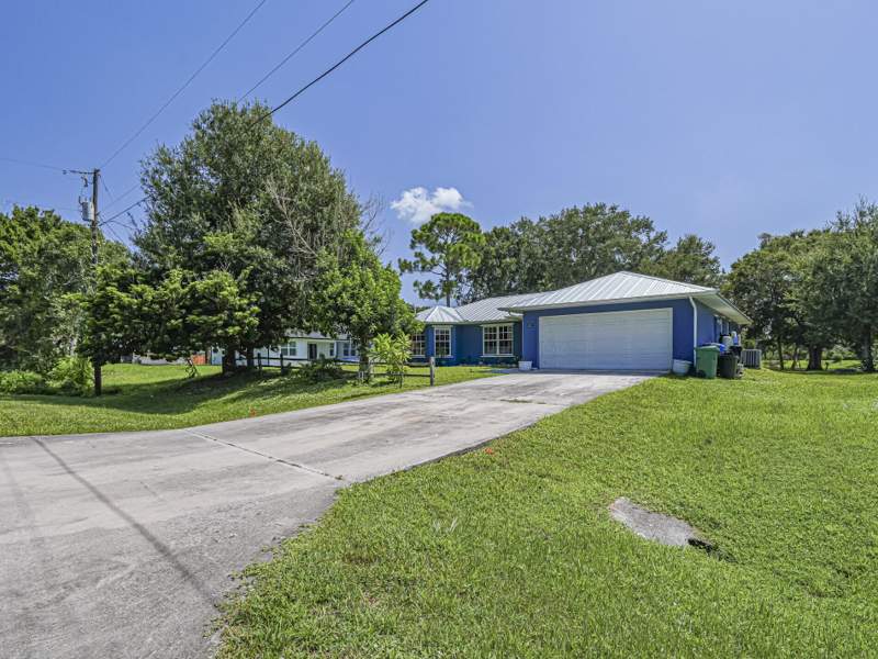 3 bedroom Single Family Residence at 6704 HULDA Drive, LAKEWOOD PARK UNIT 9, Fort Pierce — photo 3