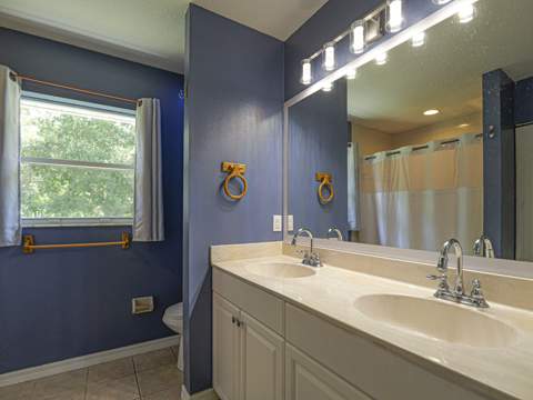 6704 Hulda Drive, Fort Pierce FL - photo 20 of 41