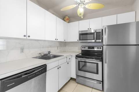 418 Tilford T #418, Deerfield Beach FL - photo 10 of 29