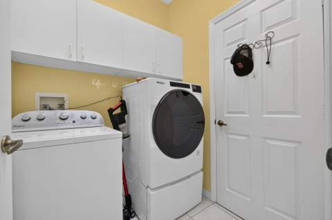 521 NW Galatone Court, Port St. Lucie FL - photo 8 of 31