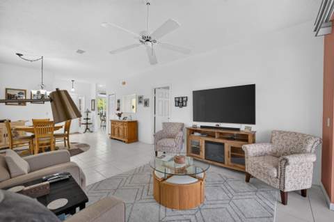 521 NW Galatone Court, Port St. Lucie FL - photo 11 of 31