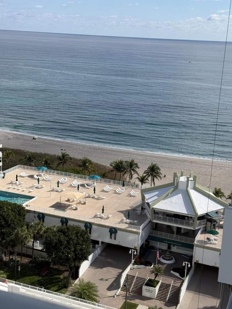 2 bedroom Condominium at 111 Briny Avenue #19-09, Pompano Beach Club Condo, Pompano Beach — photo 4